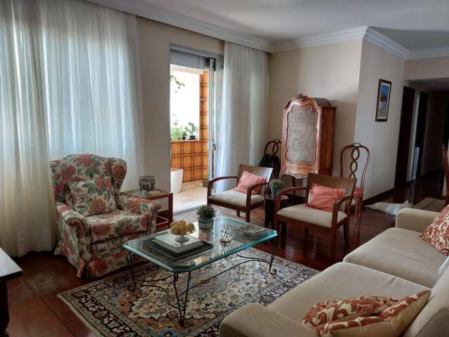 Apartamento no Jardim Apipema com 4 quartos sendo 1 suíte, 158m² à venda por R$ 995.000,00