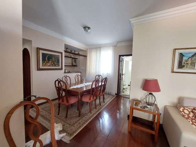 Apartamento no Jardim Apipema com 4 quartos sendo 1 suíte, 158m² à venda por R$ 995.000,00