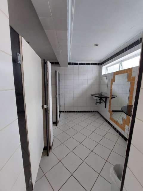 Apartamento no Jardim Apipema com 4 quartos sendo 1 suíte, 158m² à venda por R$ 995.000,00