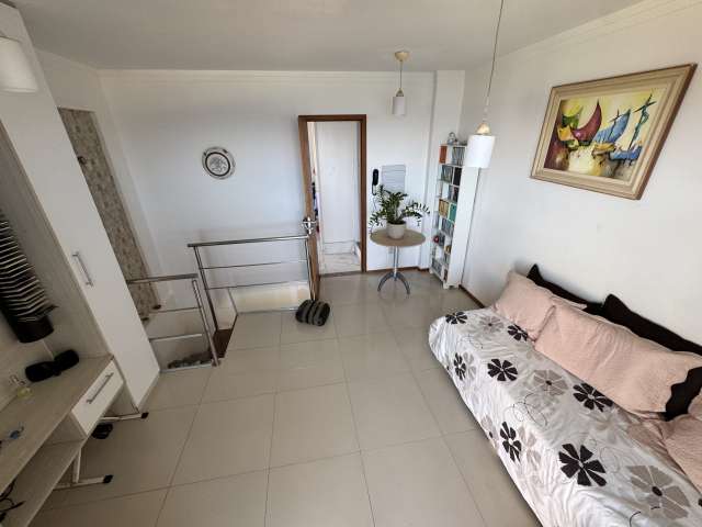 Cobertura em Armação com 3 suítes, 135m² à venda por R$ 990.000,00