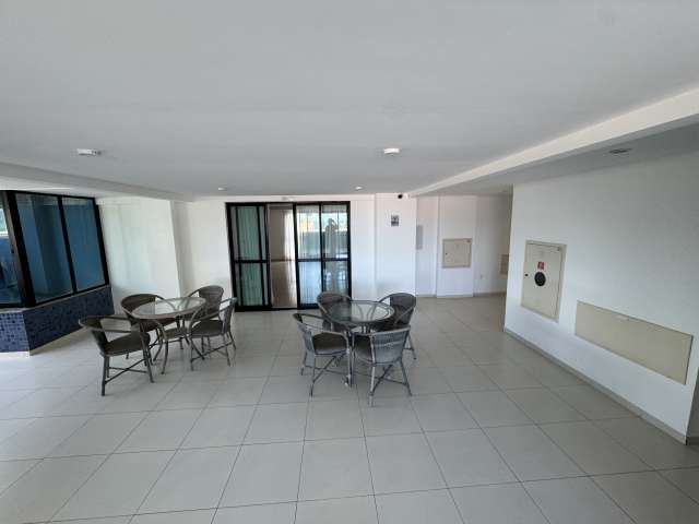 Cobertura em Armação com 3 suítes, 135m² à venda por R$ 990.000,00