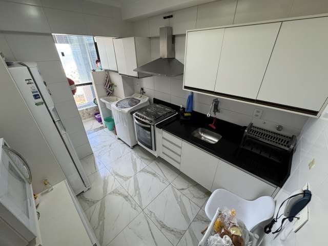 Cobertura em Armação com 3 suítes, 135m² à venda por R$ 990.000,00