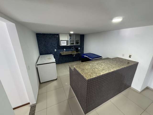 Cobertura em Armação com 3 suítes, 135m² à venda por R$ 990.000,00