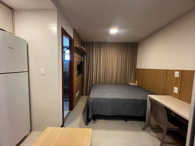 Studio no Caminho das Árvores PORTEIRA FECHADA, 22m² à venda por R$ 350.000,00