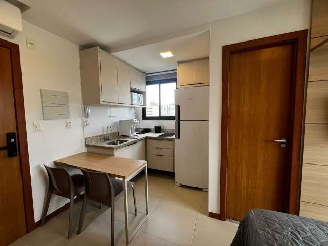 Studio no Caminho das Árvores PORTEIRA FECHADA, 22m² à venda por R$ 350.000,00