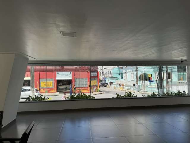 Apartamento na Barra com 2 quartos sendo 1 suíte, PORTEIRA FECHADA, 62m² à venda por R$ 635.000,00