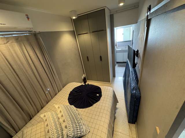 Apartamento na Barra com 2 quartos sendo 1 suíte, PORTEIRA FECHADA, 62m² à venda por R$ 635.000,00