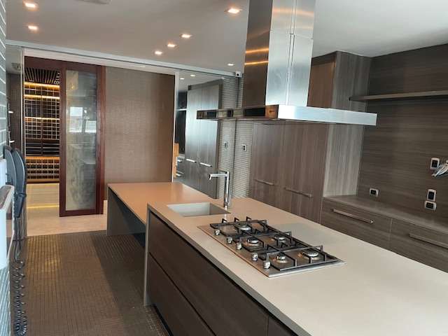 Apartamento no Corredor da Vitória com 4 suítes, 308m² à venda por R$ 10.500.000,00