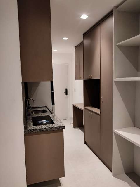 Apartamento com 1 quarto, 49,00 m² para alugar por R$ 5.260,00 - Ondina, Salvador/BA