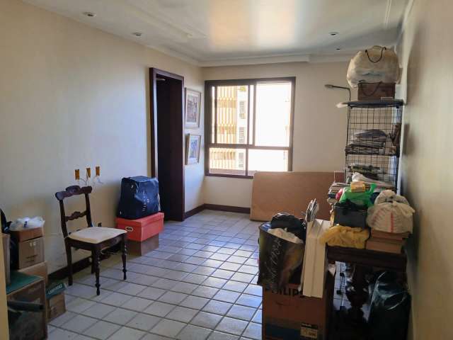 Apartamento no Jardim Apipema com 4 quartos sendo 4 suítes, 250m² à venda por R$ 1.200.000,00