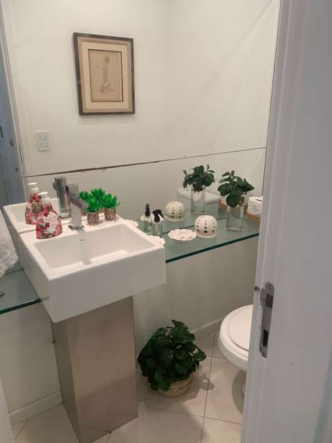 Apartamento na Ondina com 4 suítes, 189m² à venda por R$ 2.300.000,00