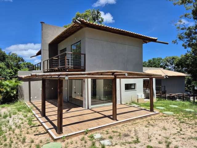 Casa na Praia do Forte com 3 quartos sendo 2 suítes, 135m² à venda por R$ 1.250.000,00