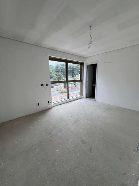 Apartamento na Ondina com 4 suítes, 303m² à venda por R$ 6.320.000,00