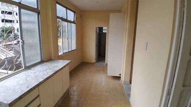 Apartamento em Nazaré com 3 quartos, 100m² à venda por R$ 240.000,00