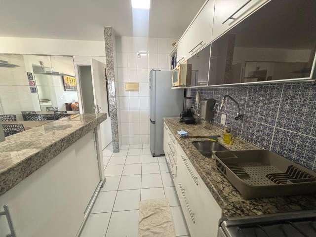 Apartamento na Barra com 2 quartos sendo 1 suíte, 71m² à venda por R$ 