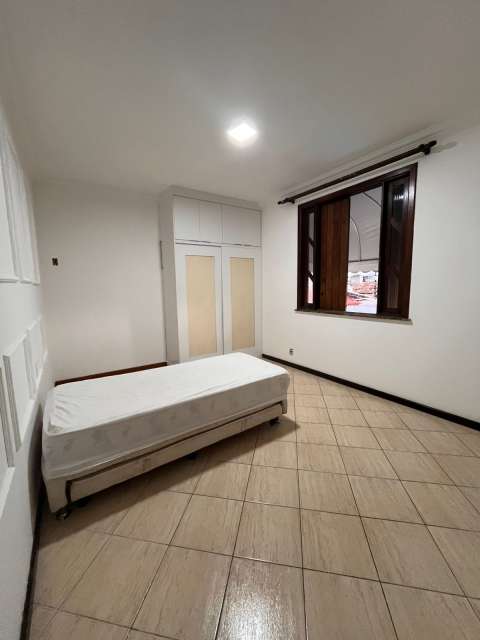 Casa em Vilas do Atlântico com 4 suítes, 344m² à venda por R$ 1.350.000,00