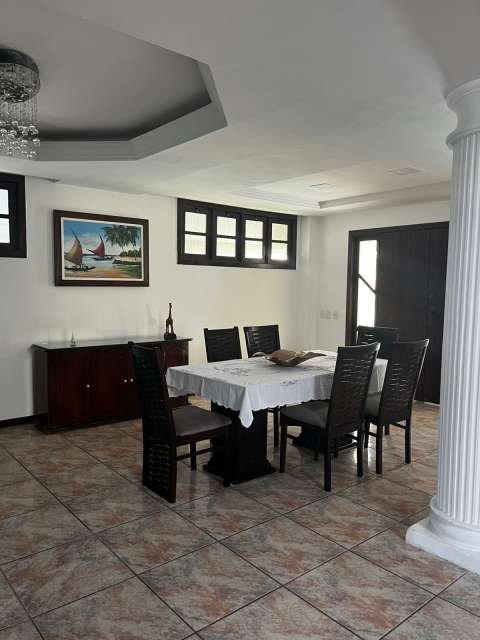 Casa em Vilas do Atlântico com 4 suítes, 344m² à venda por R$ 1.350.000,00