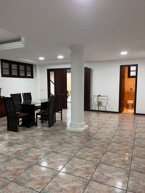 Casa em Vilas do Atlântico com 4 suítes, 344m² à venda por R$ 1.350.000,00