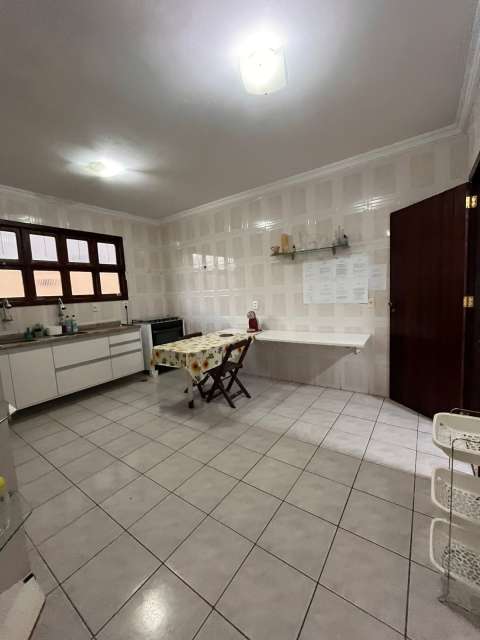 Casa em Vilas do Atlântico com 4 suítes, 344m² à venda por R$ 1.350.000,00