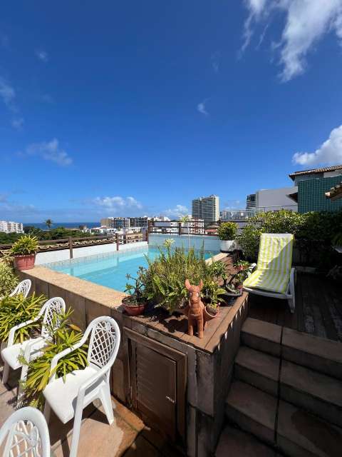Cobertura Duplex Vista Mar no Rio Vermelho | 4 quartos sendo 2 suítes | 230m² | R$ 1.000.000,00