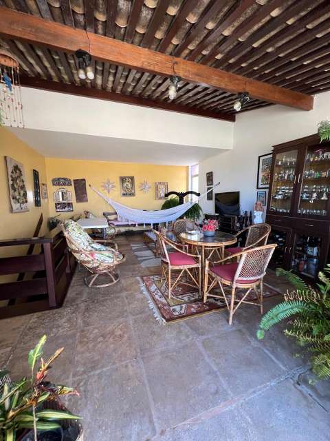 Cobertura Duplex Vista Mar no Rio Vermelho | 4 quartos sendo 2 suítes | 230m² | R$ 1.000.000,00