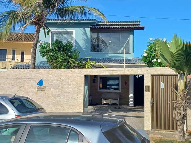 Casa ampla, 1.276m² de área total, 5 quartos, 3 suítes, Ipitanga