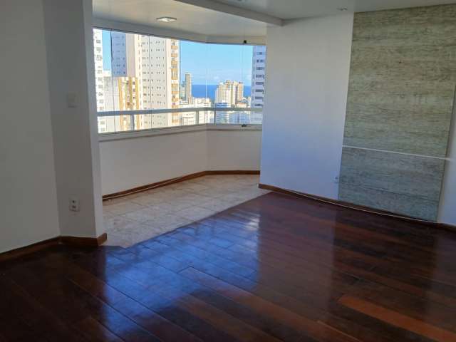 Apartamento na Graça com 2 quartos sendo 1 suíte, 79m² à venda por R$ 650.000,00