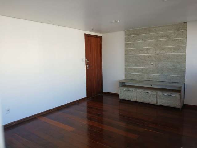 Apartamento na Graça com 2 quartos sendo 1 suíte, 79m² à venda por R$ 650.000,00