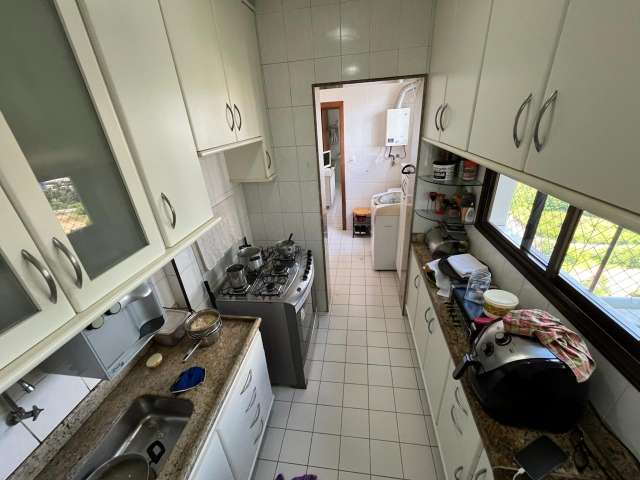 Apartamento no Caminho das Árvores com 4 quartos sendo 2 suítes, 130,00 m² à venda por R$ 1.180.000,00