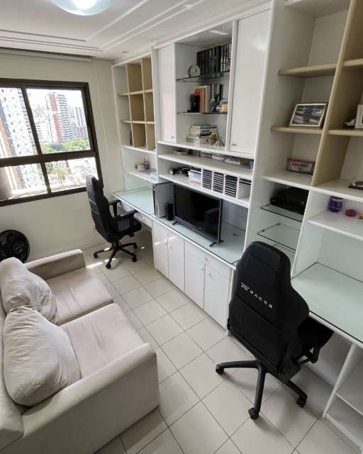 Apartamento com 4 quartos e 2 suítes, 130,00 m² à venda por R$ 1.180.000,00