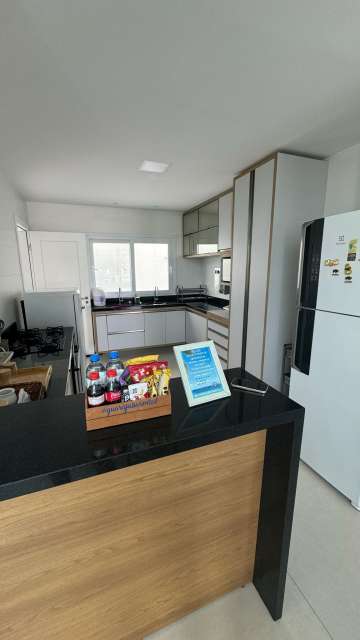 Casa em Guarajuba PORTEIRA FECHADA com 5 suítes, 340m² à venda por R$ 2.570.000,00