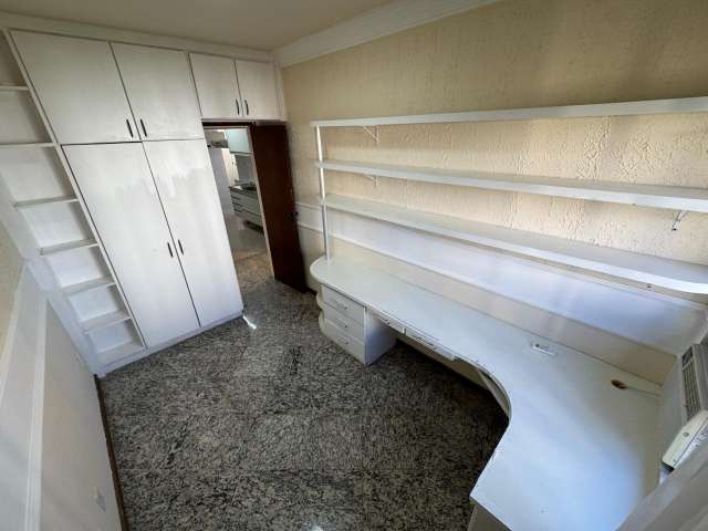 Apartamento no Caminho das Árvores com 3 quartos sendo 1 suíte, 102m² à venda por R$ 750.000,00