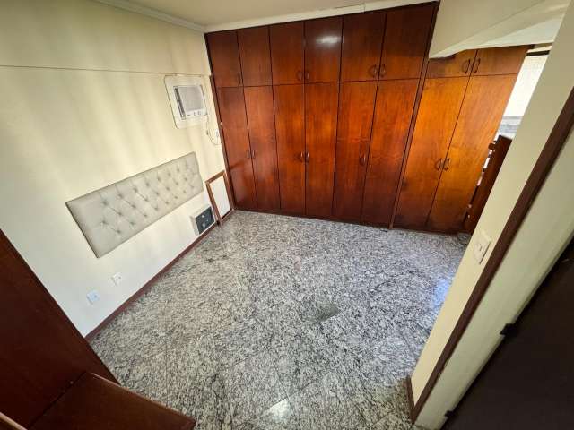 Apartamento no Caminho das Árvores com 3 quartos sendo 1 suíte, 102m² à venda por R$ 750.000,00