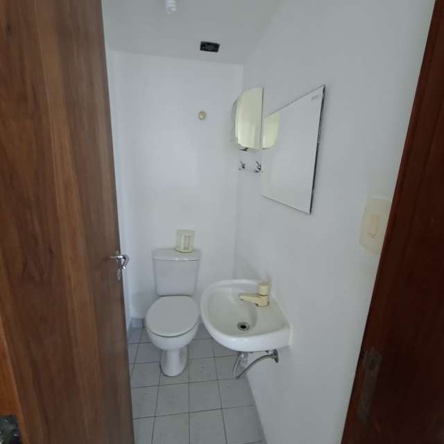 Sala com 27,00 m² para alugar por R$ 1.100,00 - Caminho das Árvores - Salvador/BA
