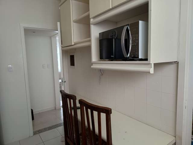 Apartamento com 2 quartos e 1 suíte, 110,00 m² para alugar por R$ 2.500,00 - Candeal - Salvador/BA 