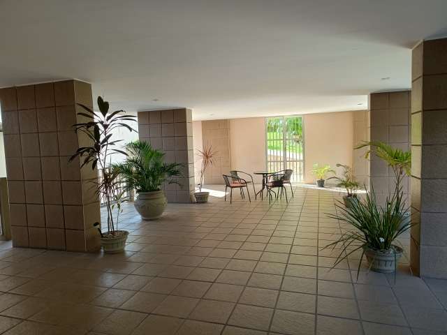 Apartamento com 2 quartos e 1 suíte, 110,00 m² para alugar por R$ 2.500,00 - Candeal - Salvador/BA 