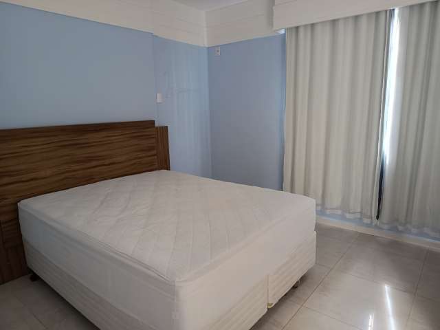 Apartamento com 2 quartos e 1 suíte, 110,00 m² para alugar por R$ 2.500,00 - Candeal - Salvador/BA 