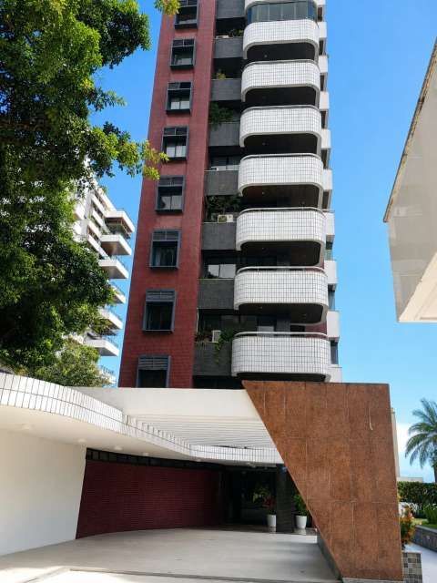 Apartamento com 1 quarto e 1 suíte, 74,34 m² para alugar por R$ 4.000,00 - Corredor da Vitória, Salvador/BA 