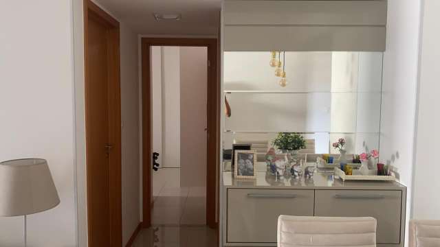 Apartamento no Canela PORTEIRA FECHADA com 2 quartos sendo 1 suíte, 76m² à venda por R$ 890.000,00