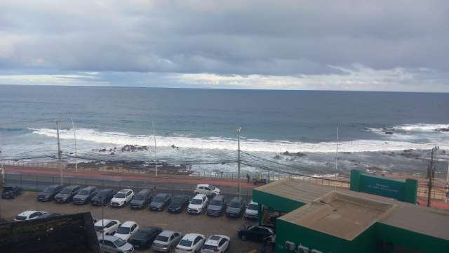 Studio na Ondina, 22m² à venda por R$ 399.000,00