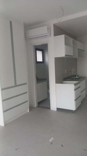 Studio na Ondina, 22m² à venda por R$ 399.000,00