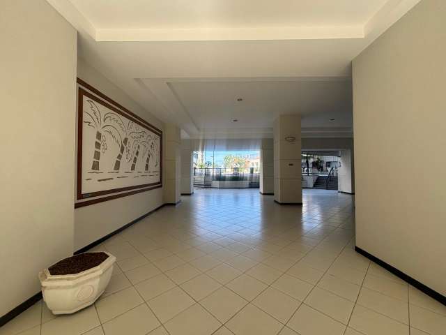 Quarto e sala na Barra, 44m² à venda por R$ 490.000,00