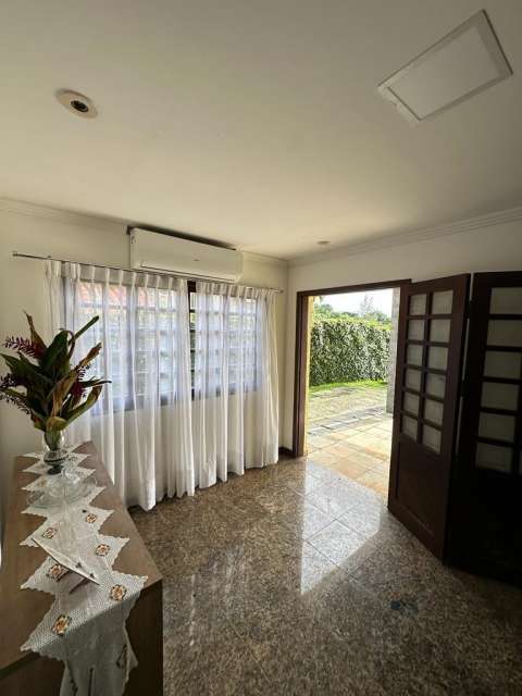 Casa com 4 suítes, 705m² à venda por R$ 3.500.000,00