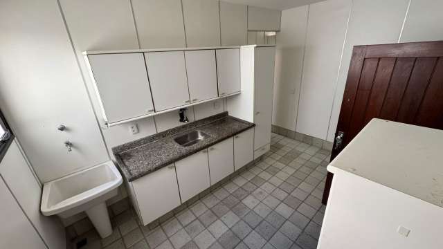 Cobertura no Rio Vermelho com 5 suítes, 791m² à venda por R$ 3.800.000,00