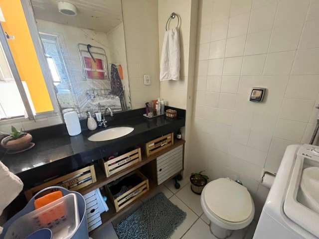Apartamento na Barra com 1 suíte, 56m² à venda por R$ 390.000,00