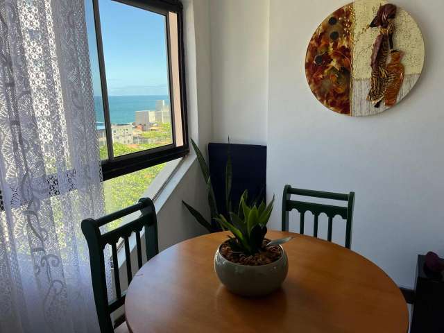 Apartamento na Barra com 1 suíte, 56m² à venda por R$ 390.000,00