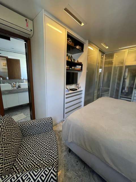 Cobertura com 3 quartos e 3 suítes, 340,00 m² à venda por R$ 2.300.000,00 - Pituba, Salvador/BA 