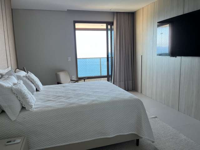 Apartamento na Barra com 4 suítes, 210m² à venda por R$ 4.200.000,00