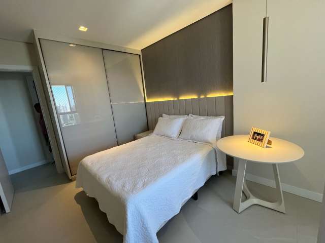 Apartamento na Barra com 4 suítes, 210m² à venda por R$ 4.200.000,00