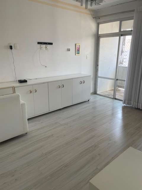 Apartamento PORTEIRA FECHADA no Canela com 4 quartos sendo 1 suíte, 261m² à venda por R$ 1.100.000,00